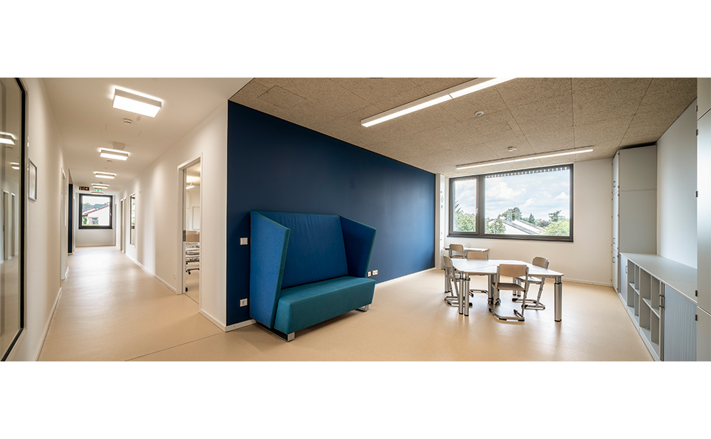 Innenperspektive Spielflur Erweiterung und Sanierung Grundschule Petershausen