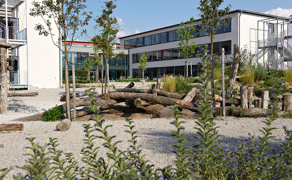 Innenperspektive Garten Montessorischule in Dachau